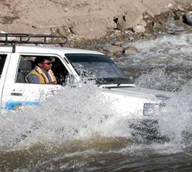 manali leh taxi service
